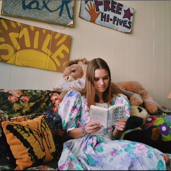 Meet your Posher, Sarah - Picture 1 of 1